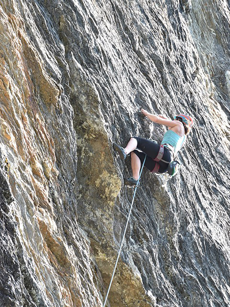 Hardman Bluffs: Crags & new routes, Revelstoke rock climbing